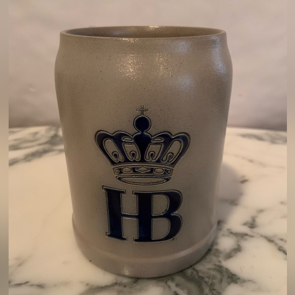 HB Ceramic Salt Glazed Beer Stein Mug .5L
Handarbeit Stamped Hofbrau Munchen